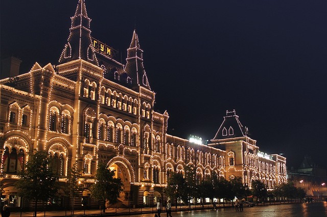 Moscow by Night with a Tour Guide